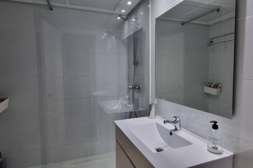 Homestay Privada En El Centro De Madrid